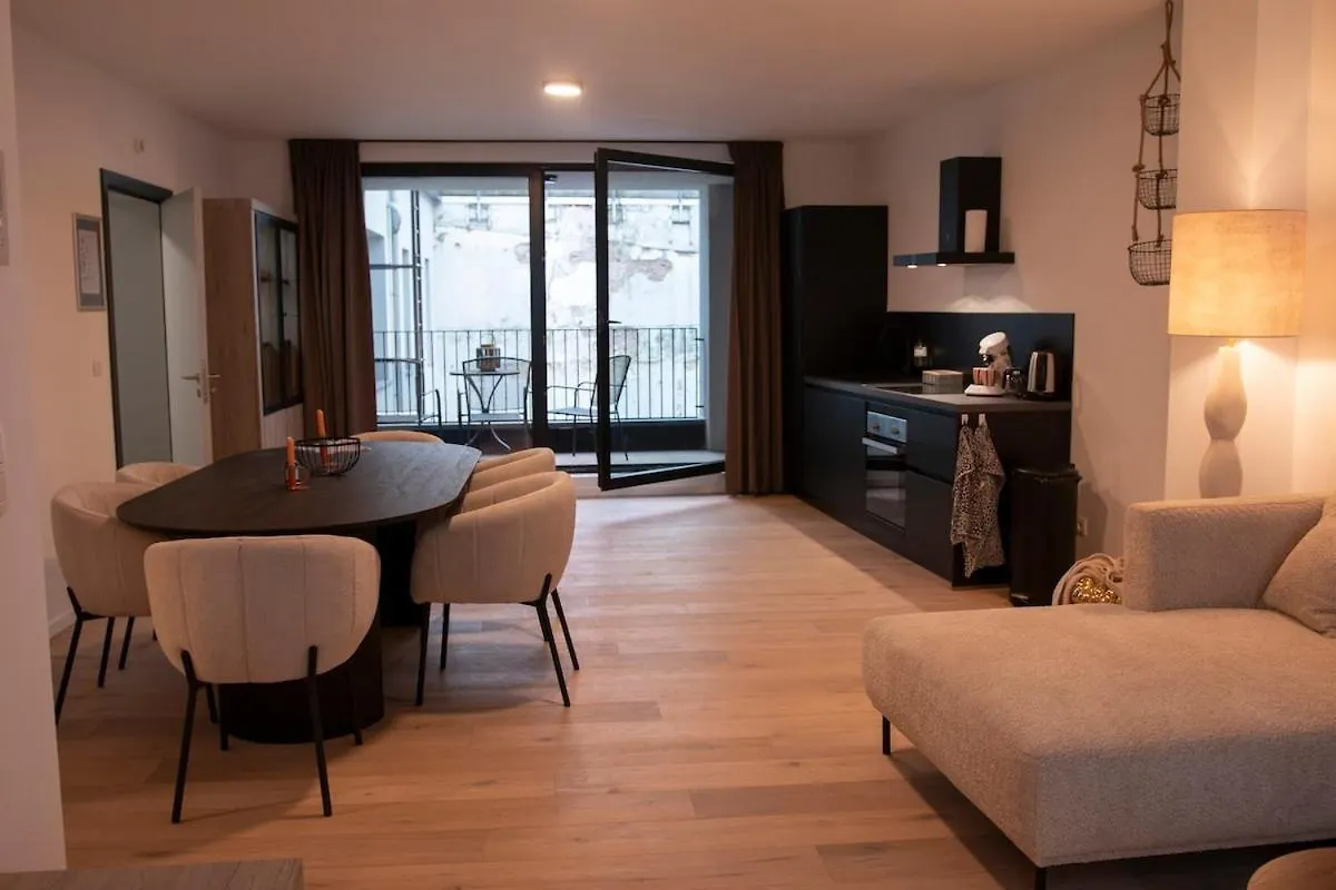 Central Chic Antwerp location